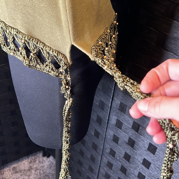 Bebe army green Crochet Halter Top, vintage in EUC. - Picture 8 of 16